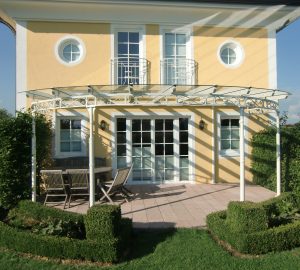 Wachter-Terrassenüberdachung rund mit Glas