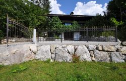 Wachter- Zaun mit Einfahrtstor Wachter- Zaun mit Einfahrtstor